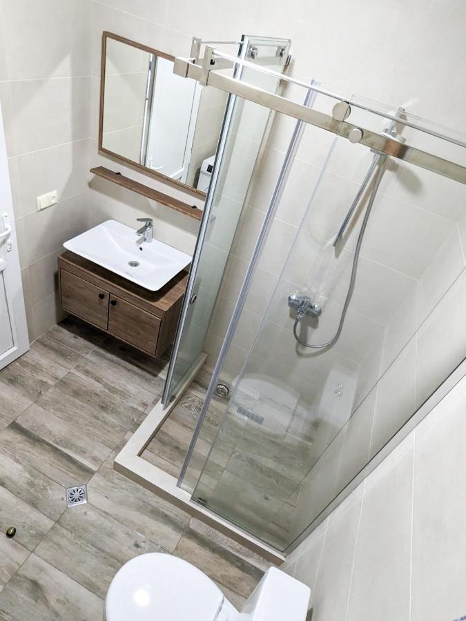 Brand New Apartment In Kutaisi Exterior photo