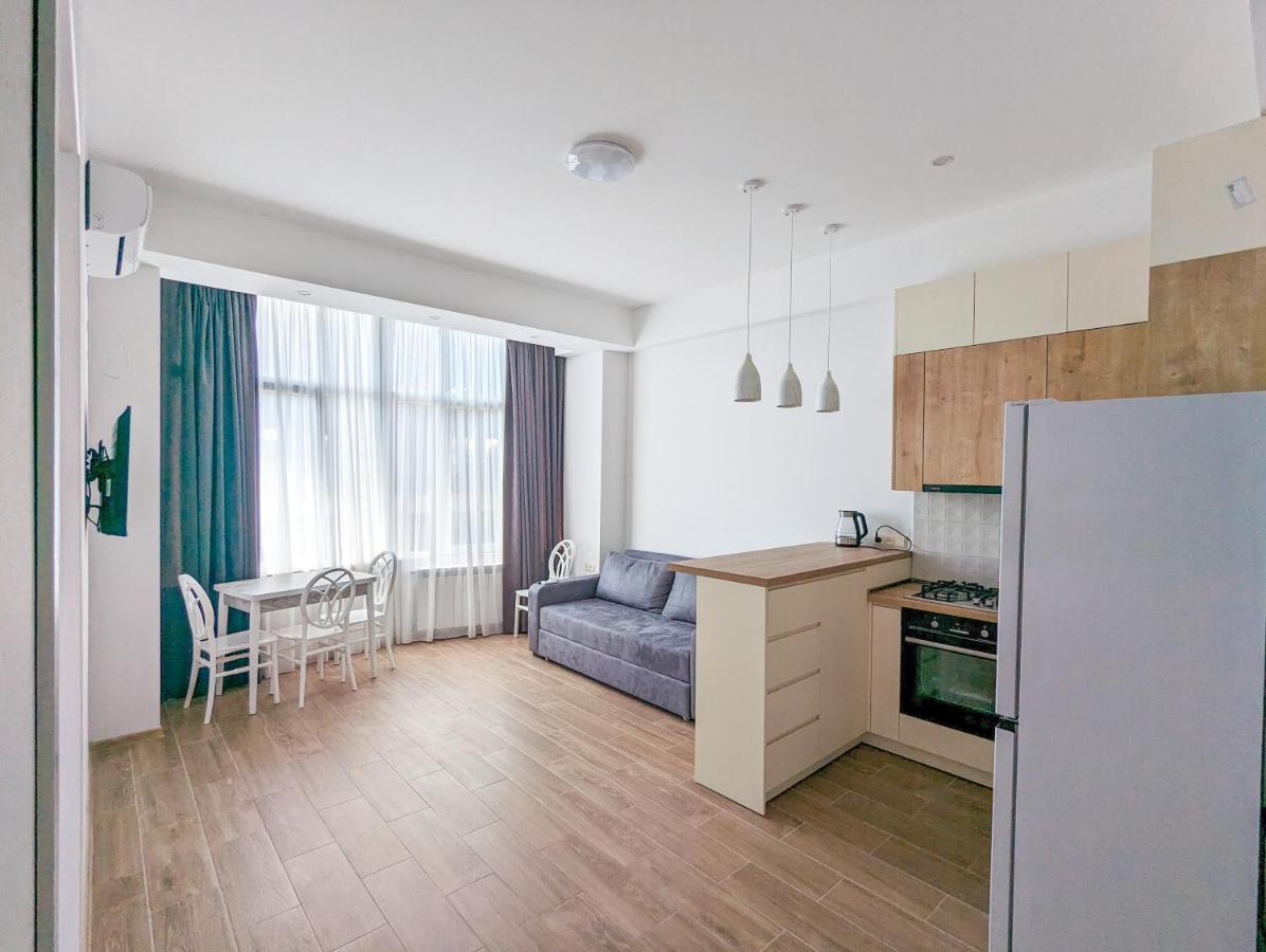 Brand New Apartment In Kutaisi Exterior photo